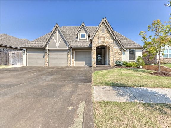 2nd image of 15808 Rockwell Parke Ln