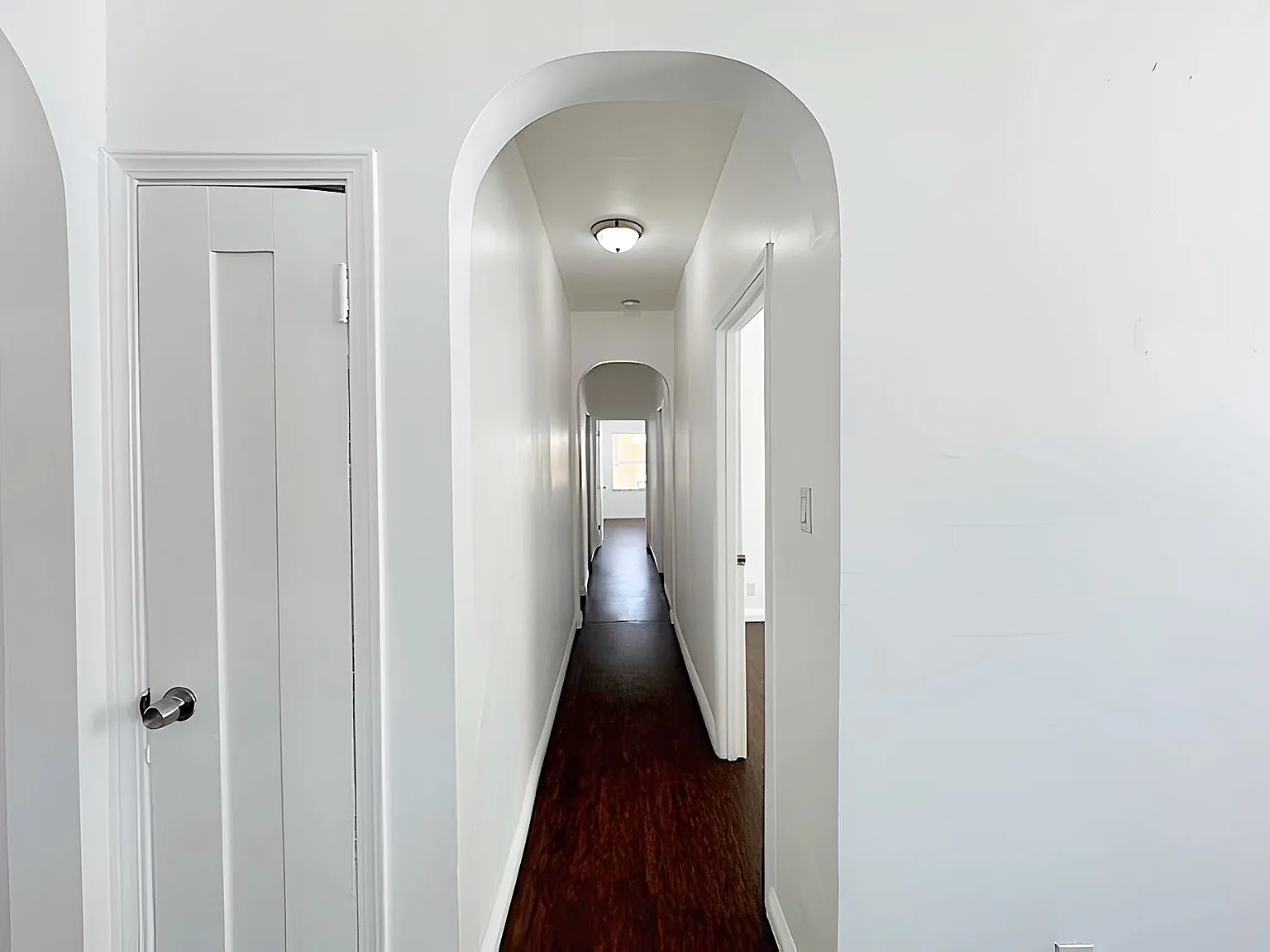 2 bed, 1000 sqft, $2,495 — Photo 4