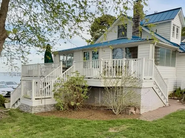 6220 Shore Ln, Tracys Landing, MD 20779