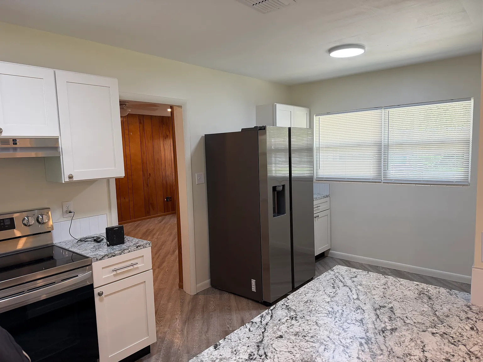 2 bed, 1084 sqft, $1,500 — Photo 3