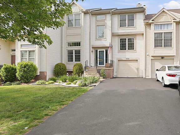 3rd image of 6565 Palisades Dr