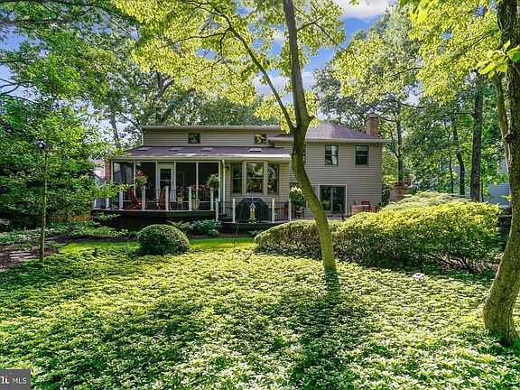 3rd image of 389 Gambel Oak Ct