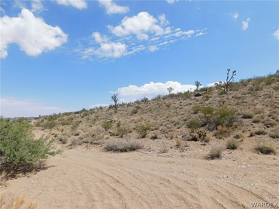 5th image of 0000 N Pueblo Road