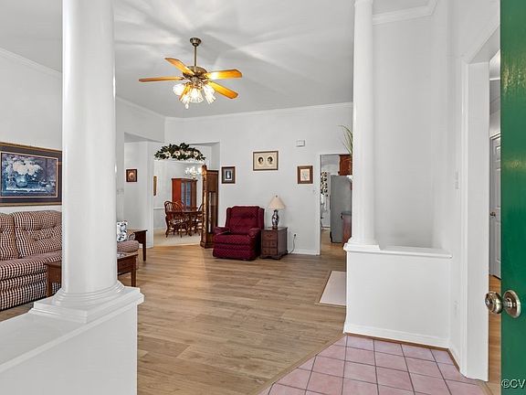 5th image of 3825 Glen Oaks Ct