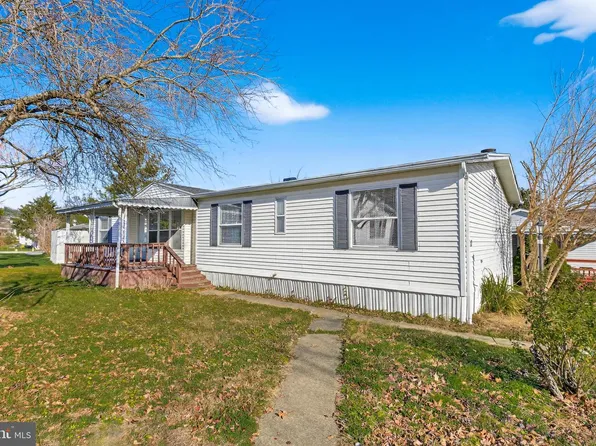 102 Arrowwood Ct, Lancaster, PA 17603