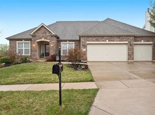 405 Westwind Park Dr, Wentzville, MO 63385