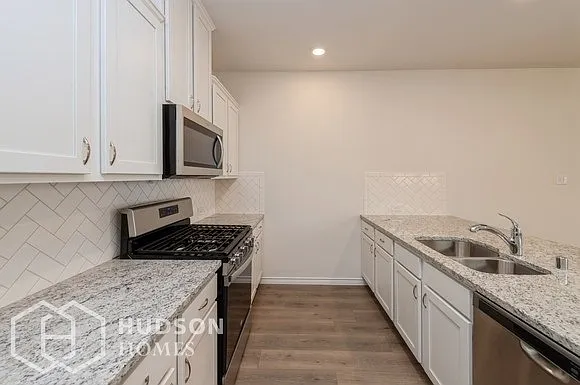 2309 Astapor Dr — Photo 3