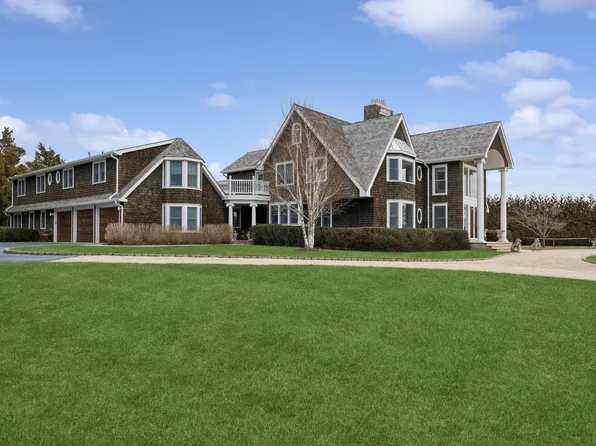 145 Olivers Cove Ln, Water Mill, NY 11976