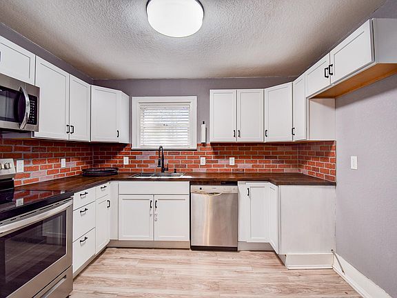 4th image of 808 Akers St