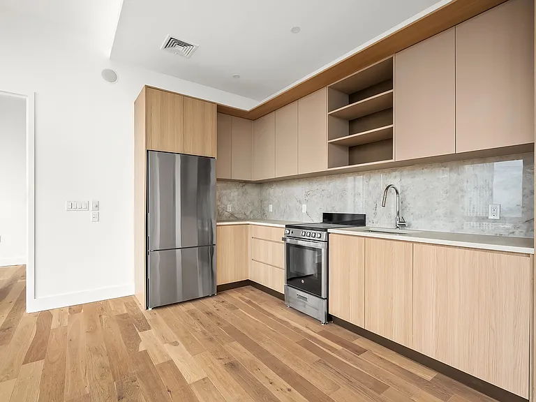 20 Rockwell Pl #2103 — Photo 3