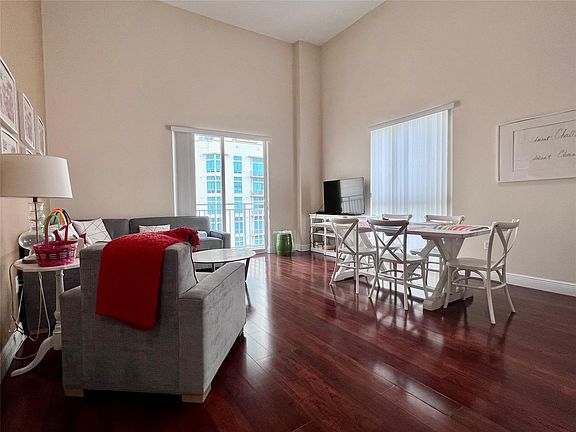 4th image of 7275 SW 90th Way #612
