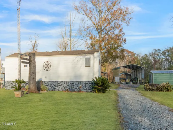 2657 Bayou Rd, Pt Barre, LA 70577