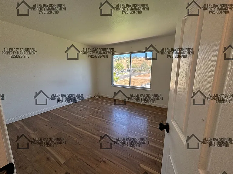 105 El Capitan Ln — Photo 15
