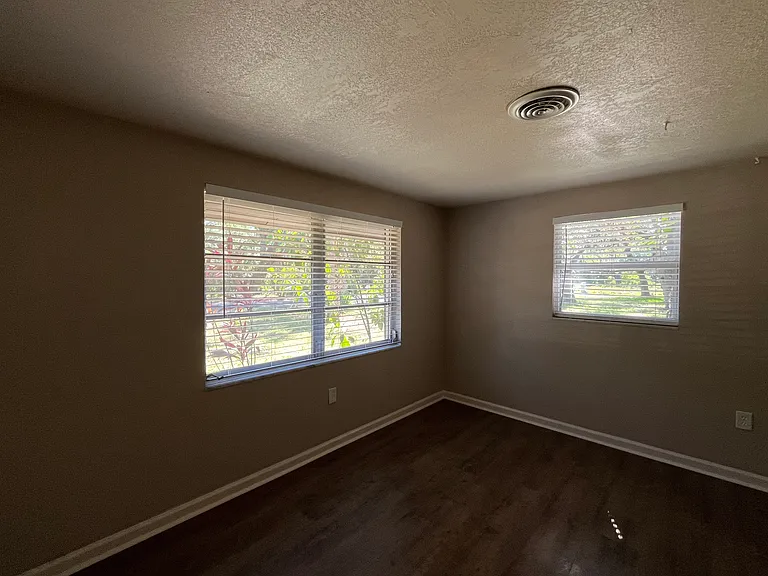 23087 Central Ave #1 — Photo 8