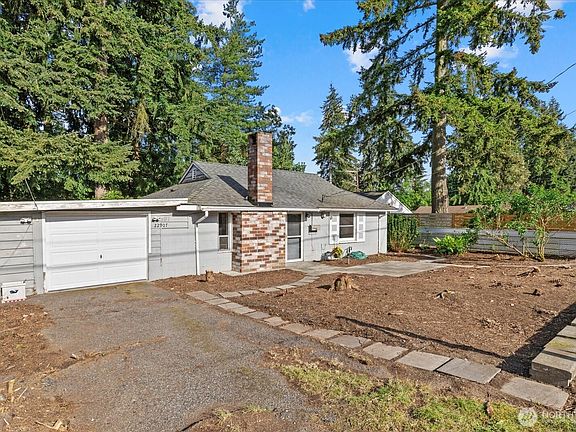 4th image of 22907 60th Ave W