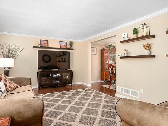 4th image of 518 Lincoln Ave