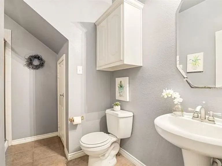 4960 Obrien Way — Photo 7
