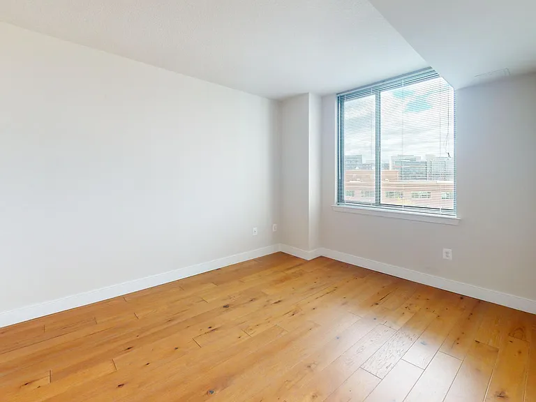 50 Florida Ave NE #823 — Photo 8