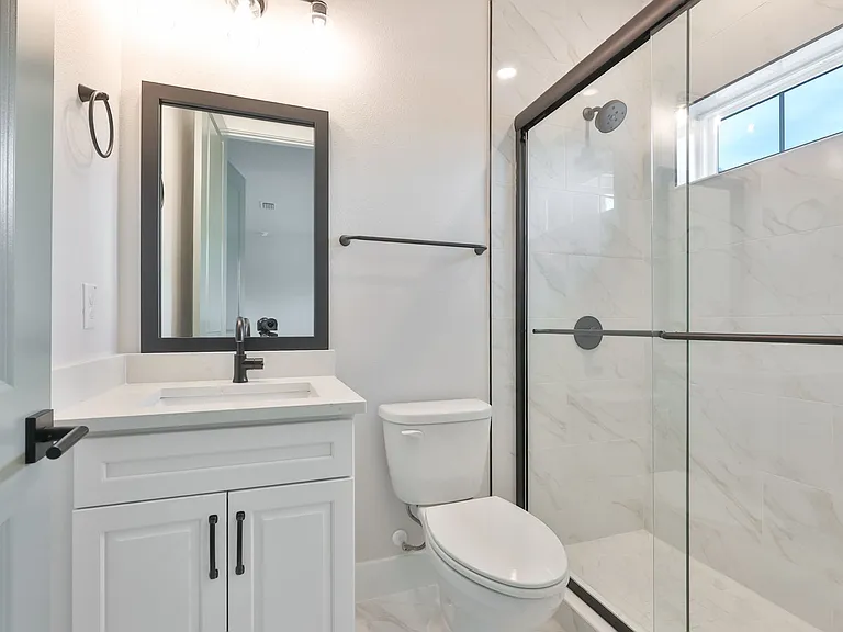 4718 W Kensington Ave — Photo 27