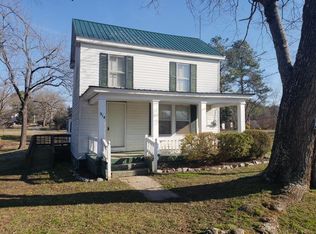 314 Park St, Phenix, VA 23959