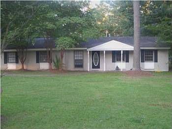 2nd image of 2740 Pine Acres St