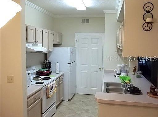4th image of 5620 Pinnacle Heights Cir APT 201