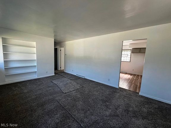 5th image of 111 Rutledge Dr
