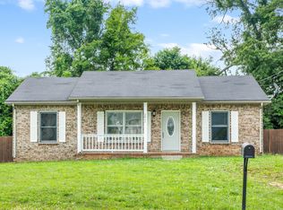 2811 Teakwood Dr, Clarksville, TN 37040