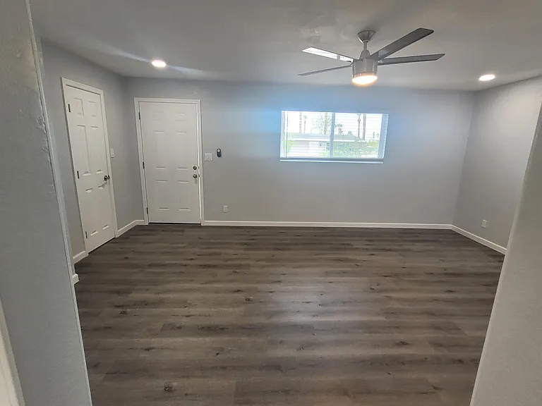 4933 E Willetta St #5 — Photo 19