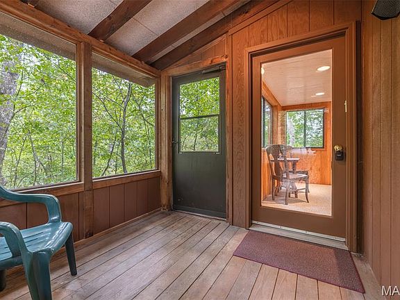 5th image of 236 Nature Grove Dr