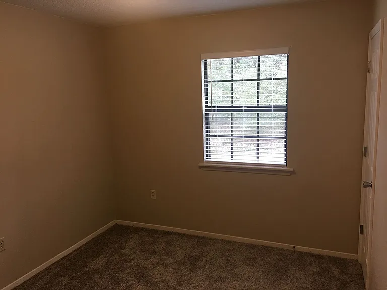 1714 Marilyn Dr — Photo 8