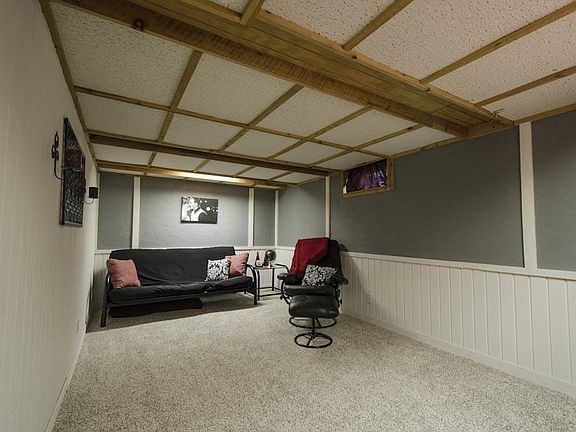 Man Cave/extra bedroom