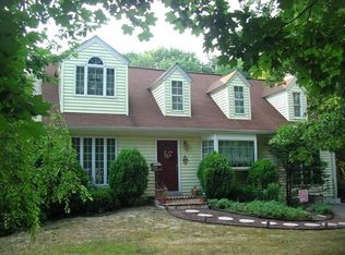 11 Country Ln, Coatesville, PA 19320