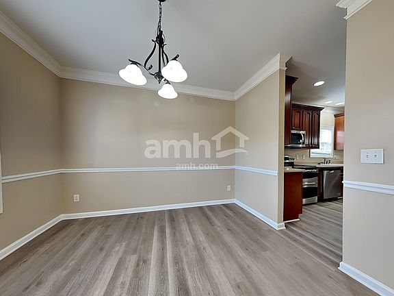 5th image of 6859 Coopers Hawk Trl
