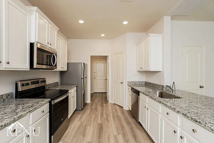 10422 Sweetwater Creek Dr — Photo 5