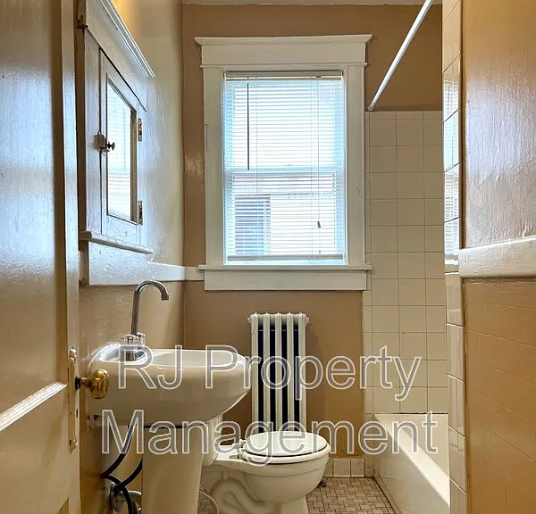 1572 Tutwiler Ave — Photo 12