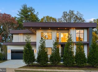 9408 Old Courthouse Rd, Vienna, VA 22182