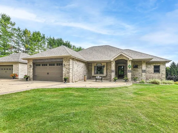 W2539 Indian Head LANE, Elkhorn, WI 53121