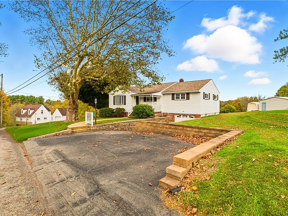 1st image of 130 Larkspur Cir