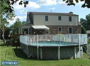 375 W 7th Ave, Trappe, PA 19426