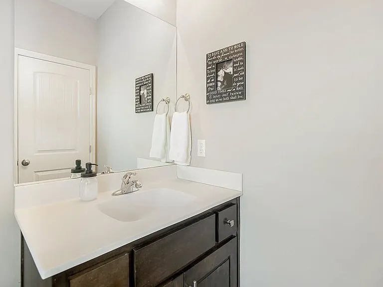 1505 Shane Ln — Photo 24