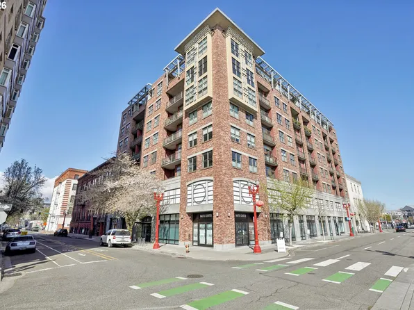 411 NW Flanders St APT 302, Portland, OR 97209