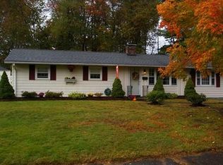 39 James St, Holbrook, MA 02343