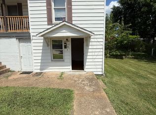 140 N 5th St #B-1, Festus, MO 63028