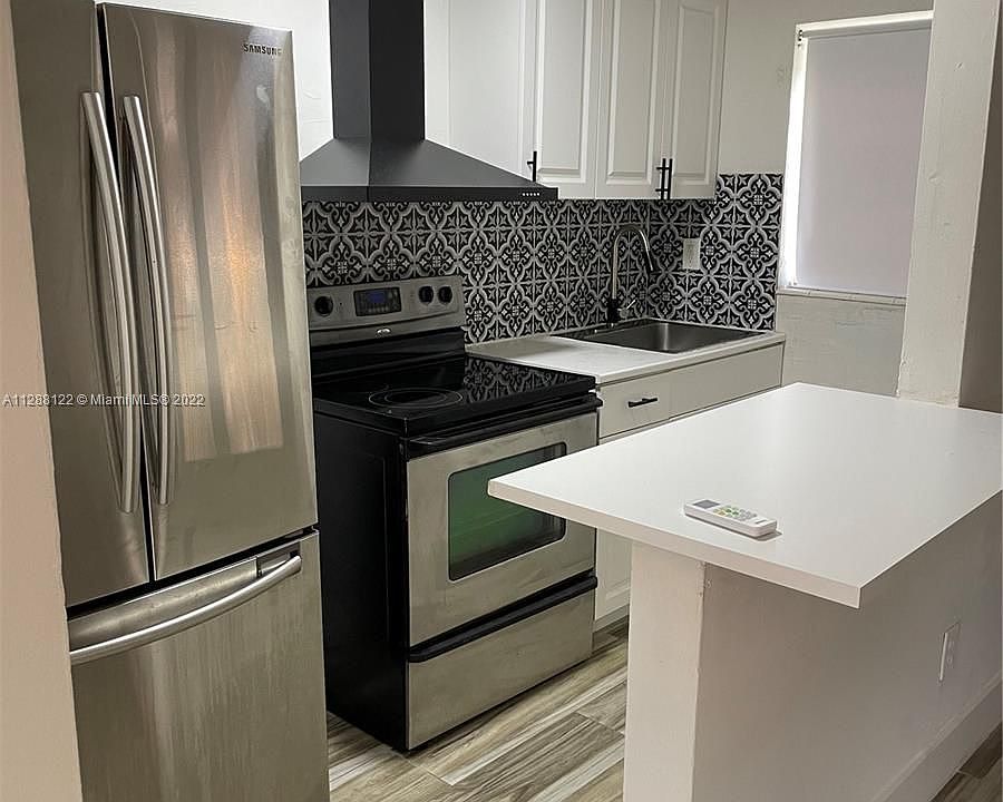 1st image of 310 NE 82nd St APT 7