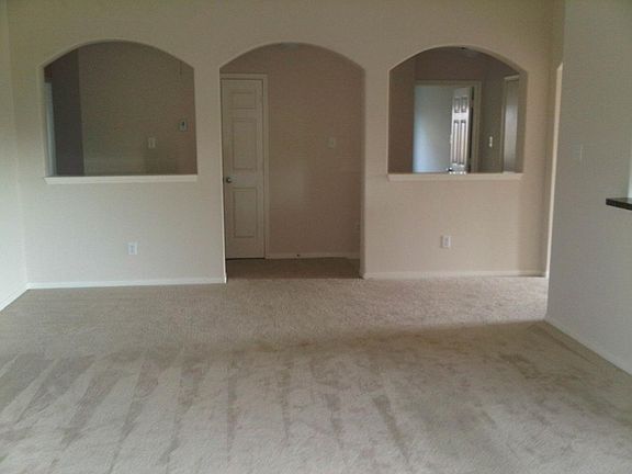 5th image of 1803 Grand Oak Dr