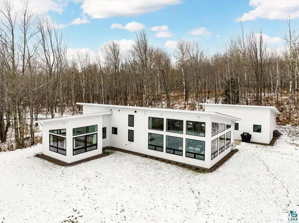 215 Montauk Ln, Duluth, MN 55804