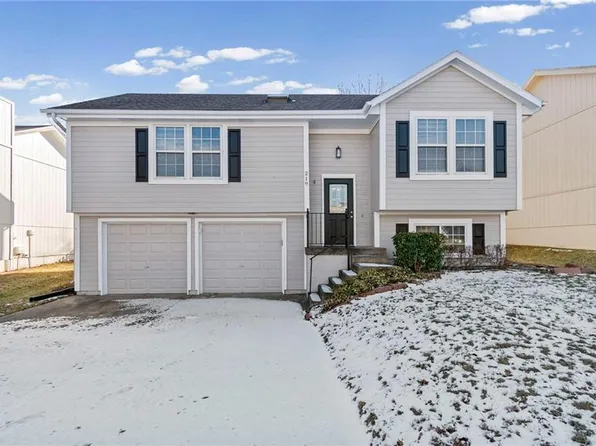 219 NW 113th St, Kansas City, MO 64155
