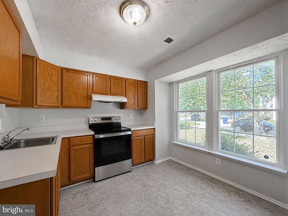 3rd image of 4160 Logteal Dr