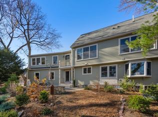 30 Lakeview Ave, Natick, MA 01760
